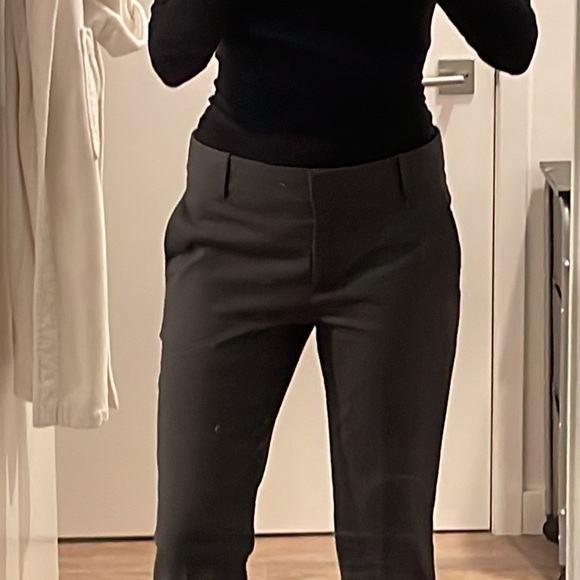 Theory Size 4 Gray Wool Slacks 🌚 - Picture 4 of 9